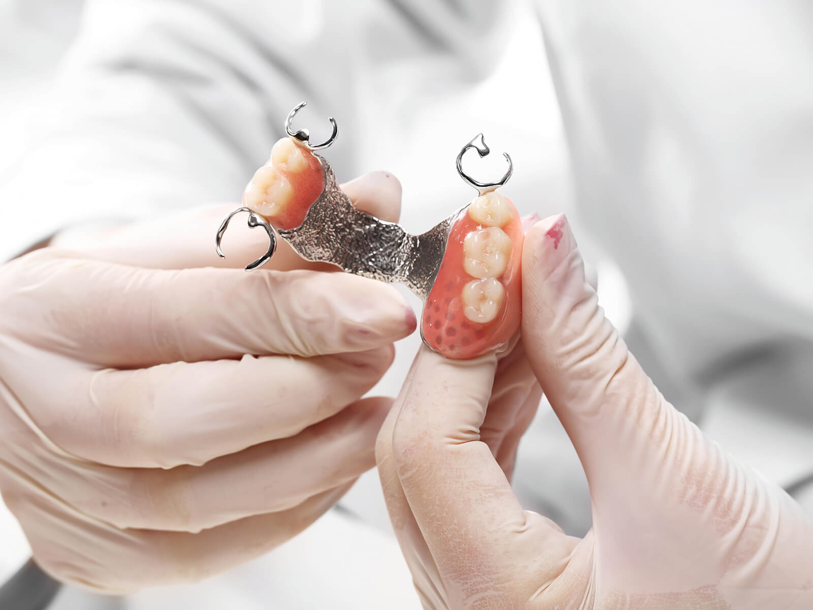What are flexible partial dentures?
